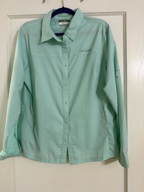 Columbia Mint Green Omni-Shade Sun Protection Button Shirt